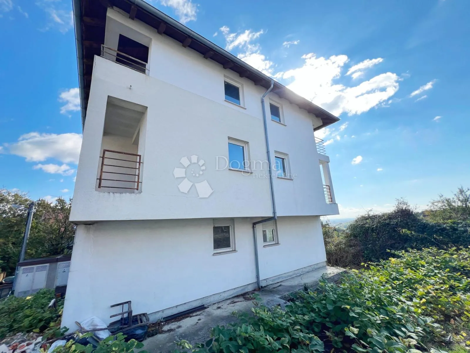 izuzetna investicijska prilika – zgrada s 13 stanova - slika 3