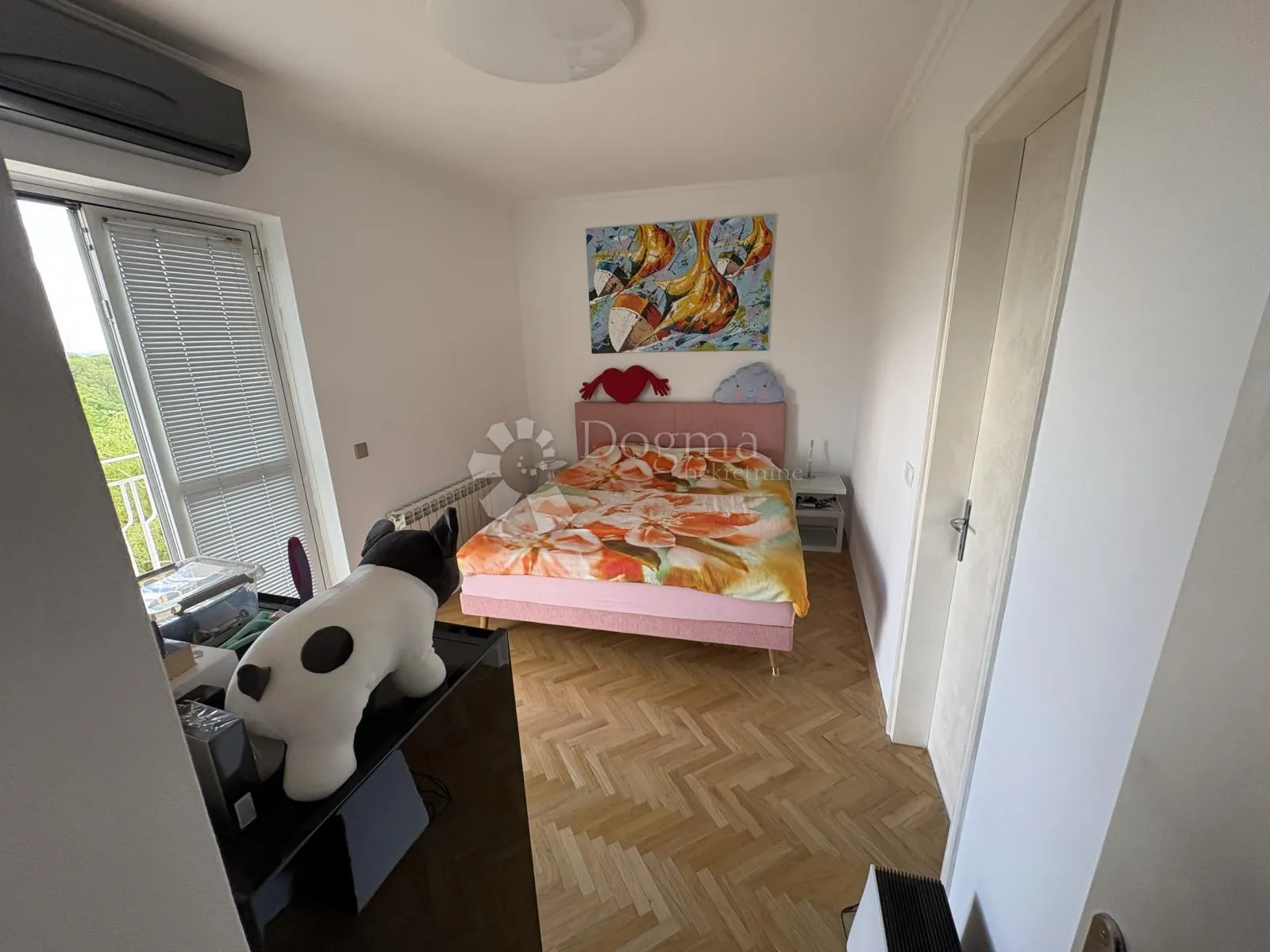 vrhovec 192 m² – panoramski pogled na zagreb, terase, garaža - slika 22