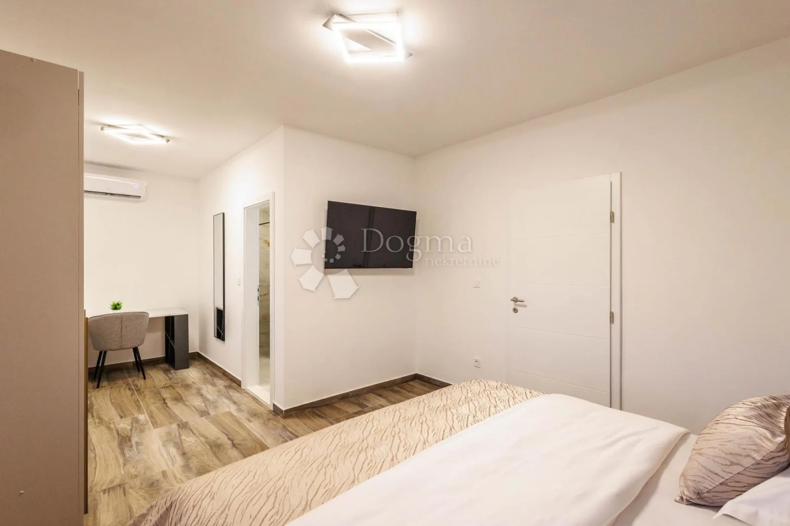 sevid -prostrana villa 50m od mora s top pogledom - slika 10