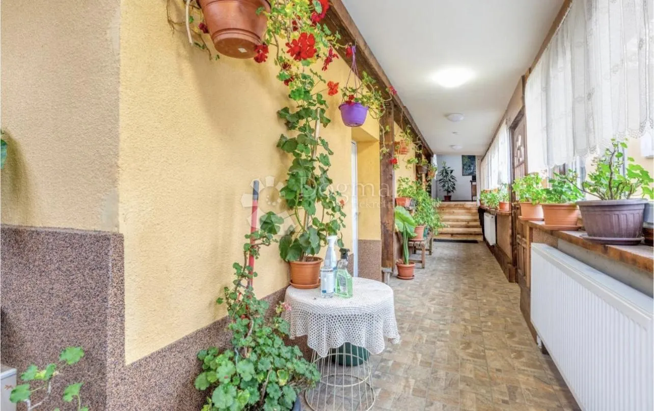 gospodarsko imanje u okolici otočca - slika 5