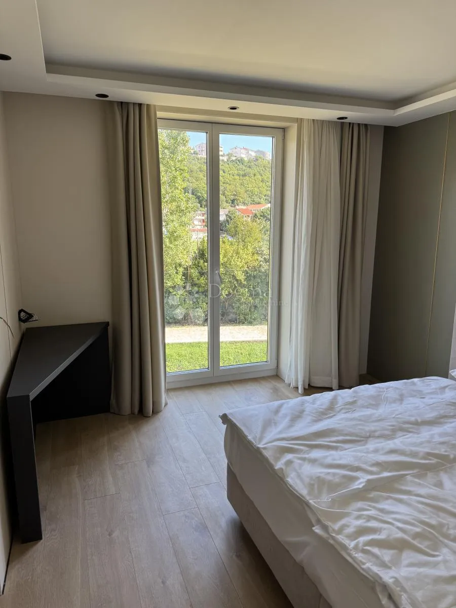 luksuzni apartman u hotelu! - slika 24