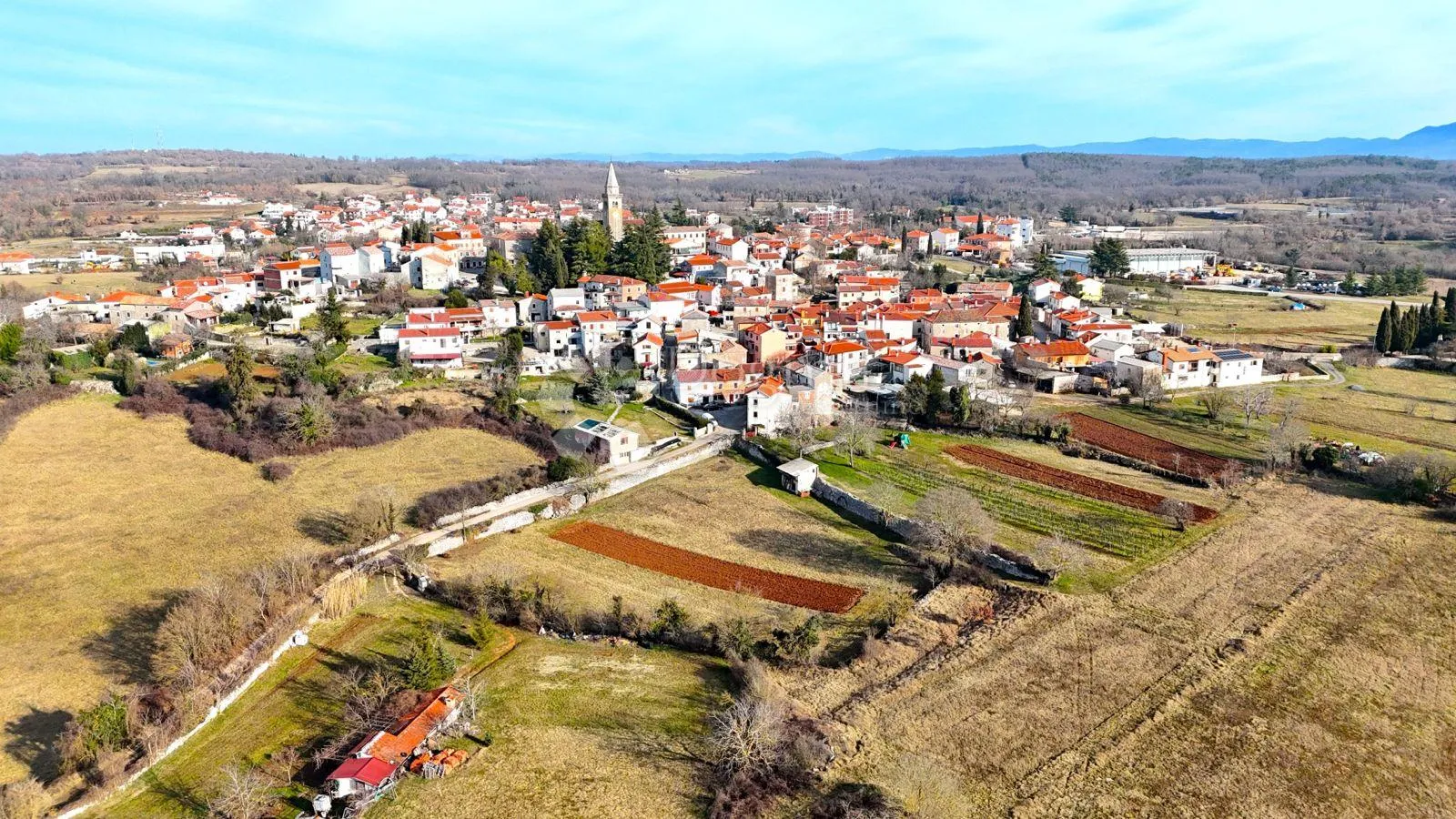 građevinsko zemljište u žminju! - slika 3