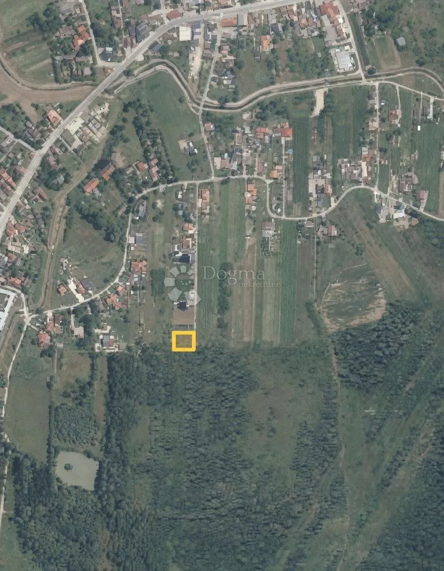 građevinsko zemljište lekenik- 1038 m² - slika 2