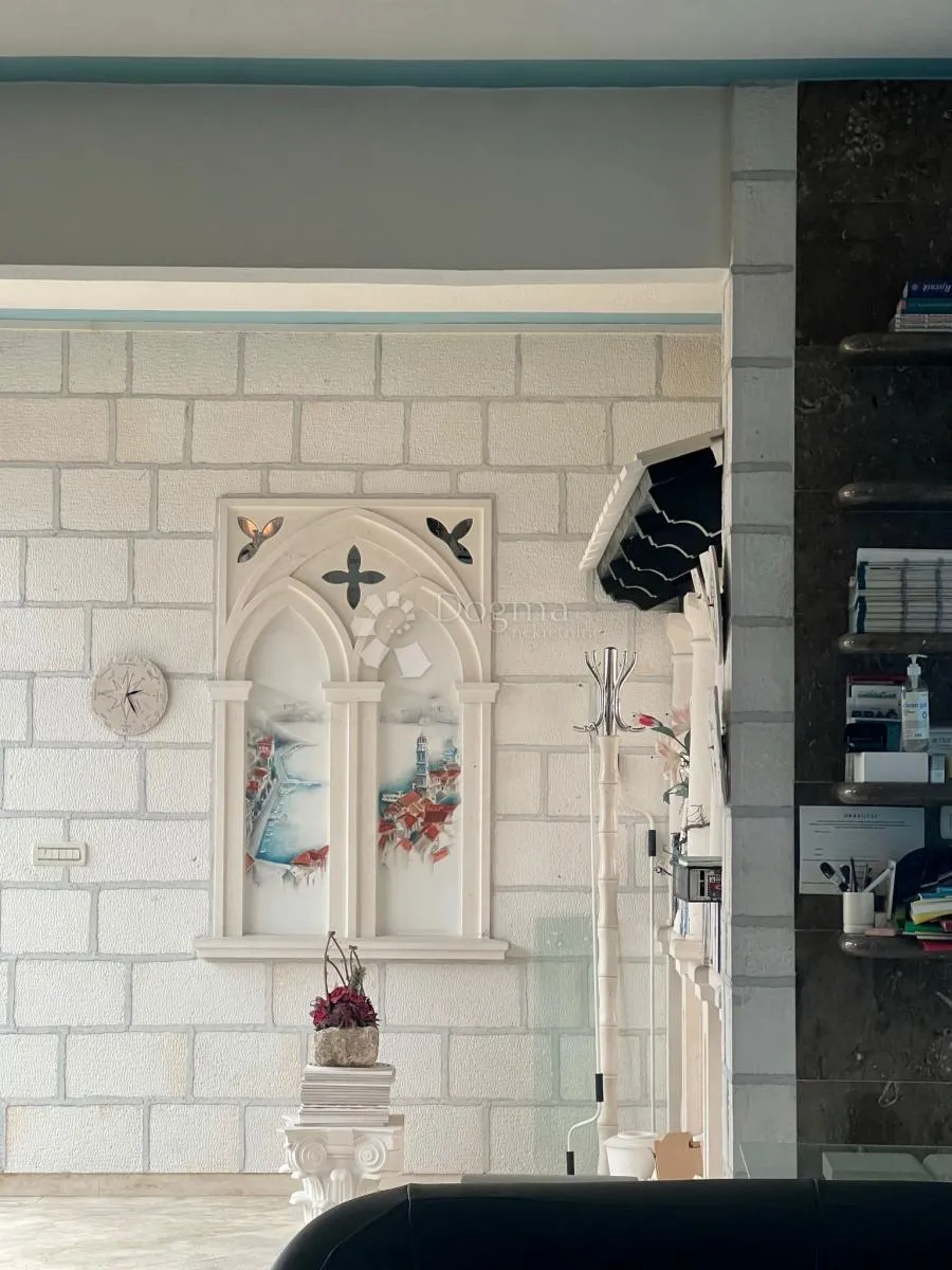 poslovni prostor, strožanac, idealno za trgovinu - slika 3