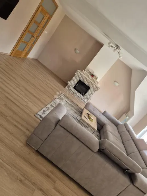 prodaja novoadaptirane kuće s poslovnim prostorom, novigrad podravski, 282m2, - slika 2