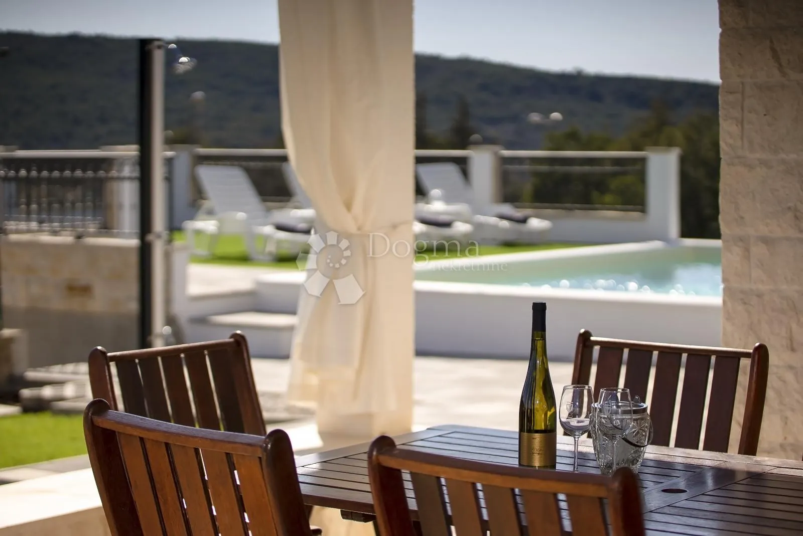 dubrava kod šibenika - prekrasna villa sa bazenom, 282 m2 - slika 12