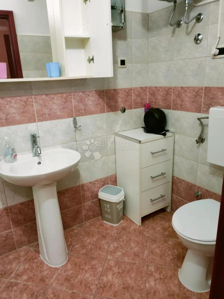 apartmanska kuća u rovinju - slika 28