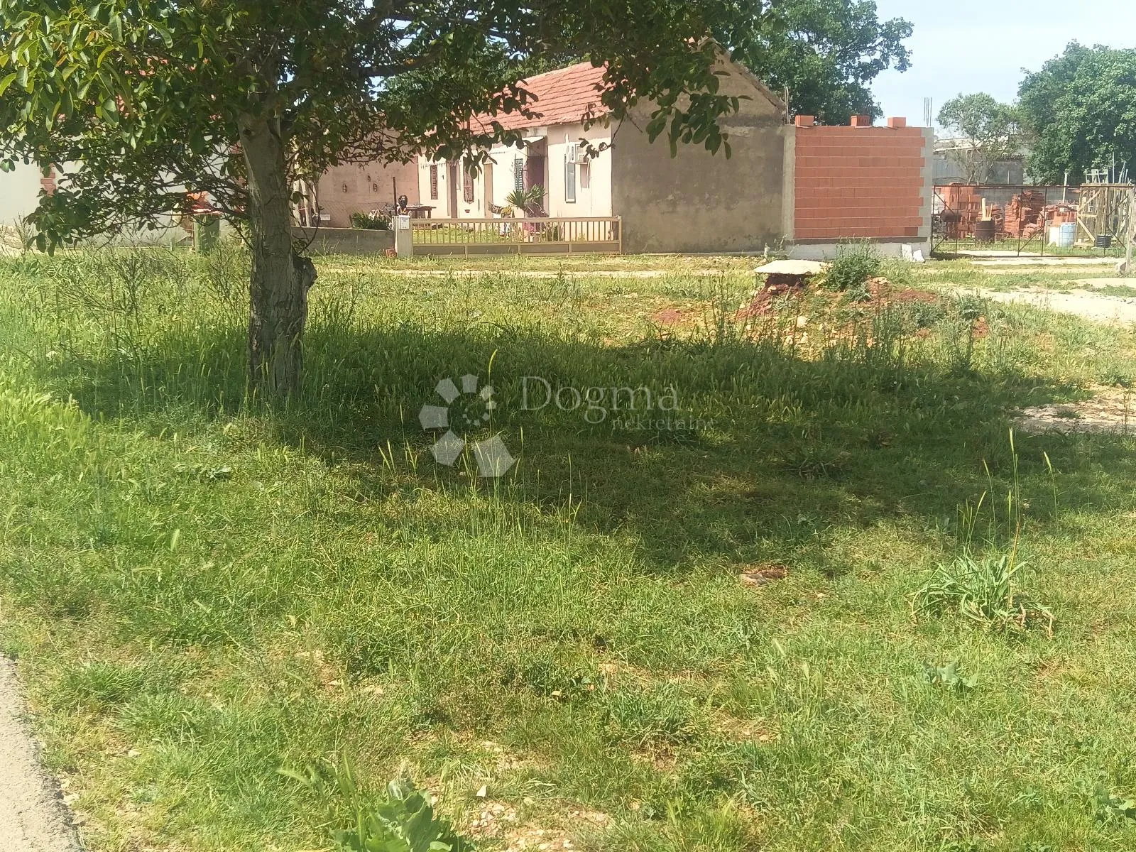 440m2 - PRILIKA ZA GRADNJU - Ninski Stanovi, Nin