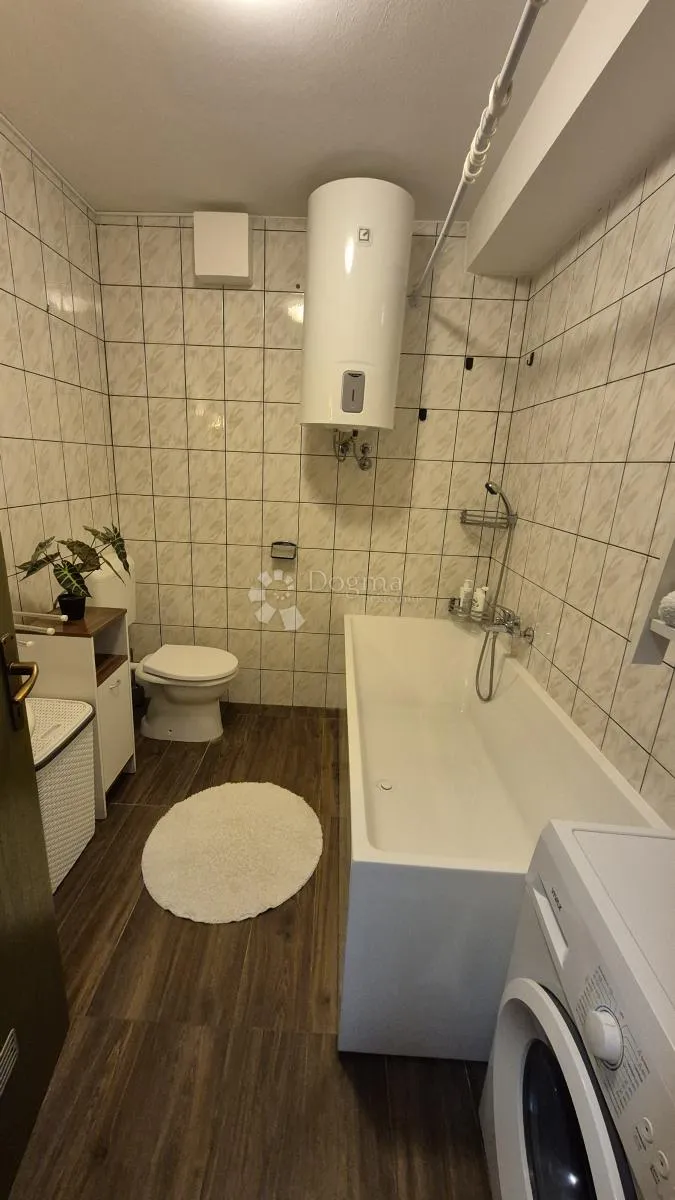 2 stana jedna investicija samo 500 m od mora - slika 14