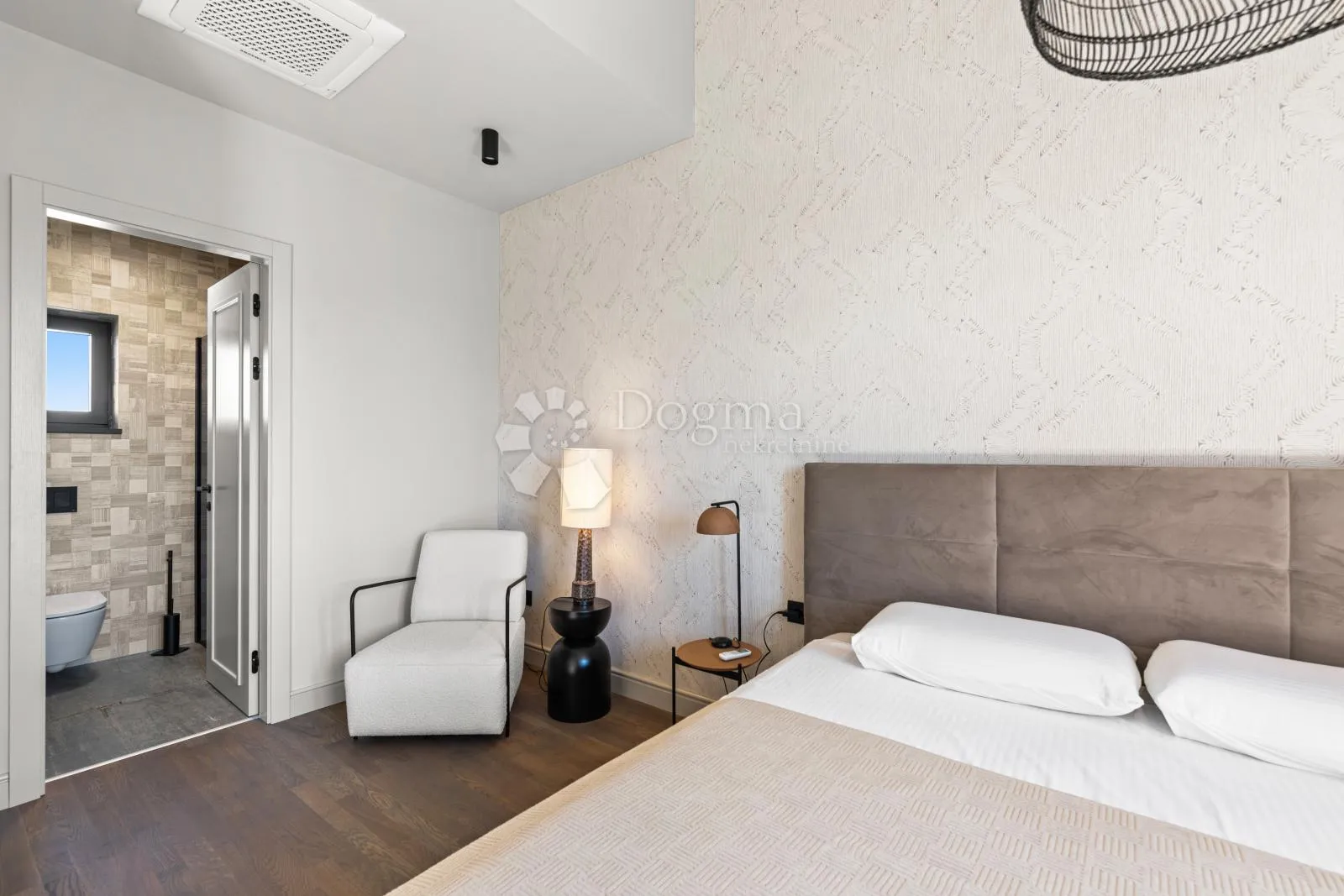 arhitektonska vila u krnici – luksuz, privatnost i mediteranska elegancija (2,5 km od mora) - slika 21