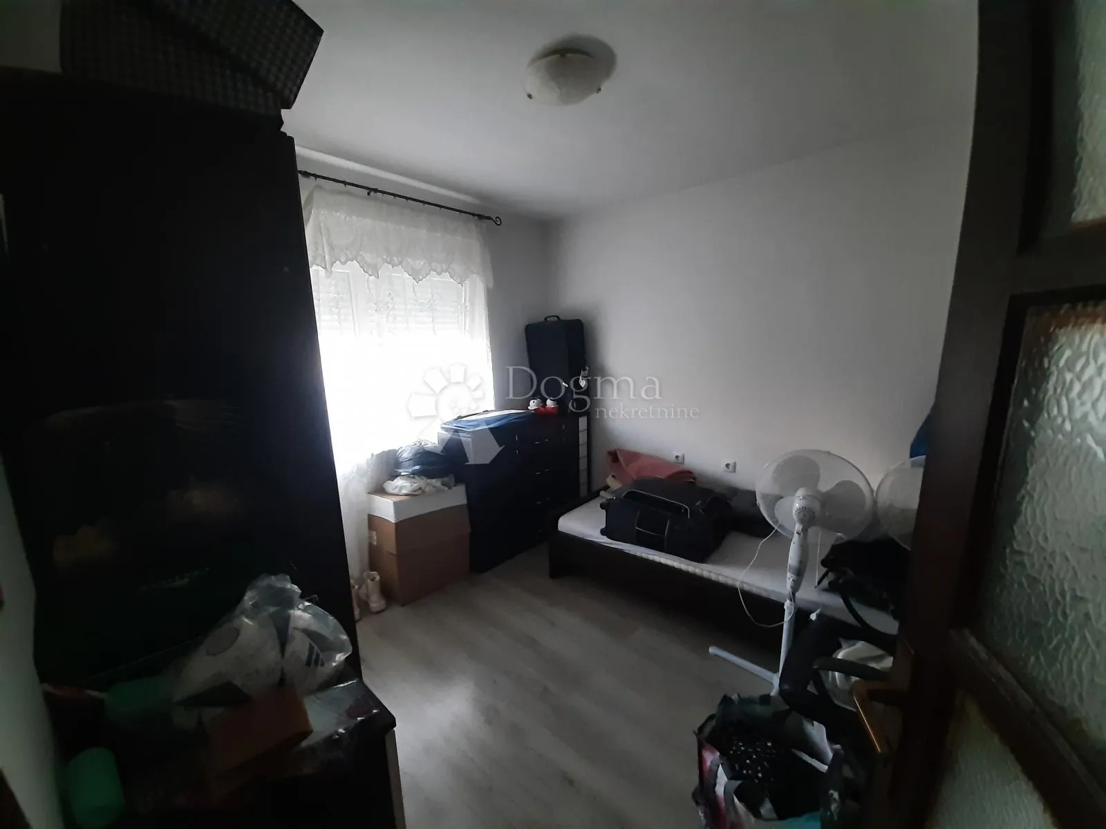 kuća uz park prirode medvednica – 650 m² mira i zelenila - slika 23