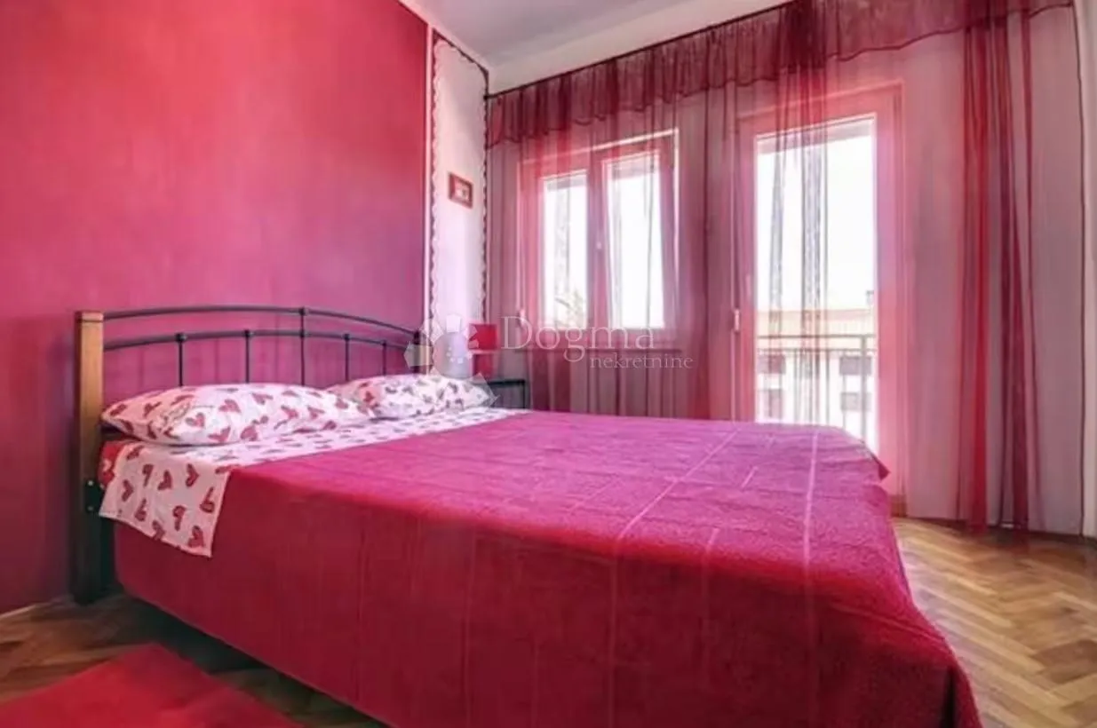 banjole – apartmanska kuća s bazenom, 4 apartmana i solarnom elektranom, 150 m od mora - slika 8