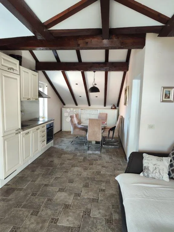 rogoznica- predivna villa na plaži - slika 31