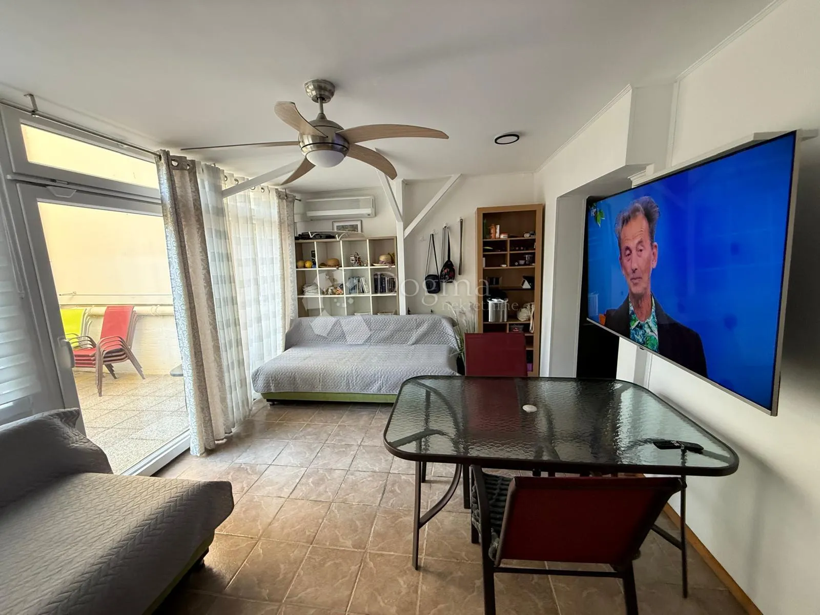 apartman u prizemlju s velikom terasom - slika 13