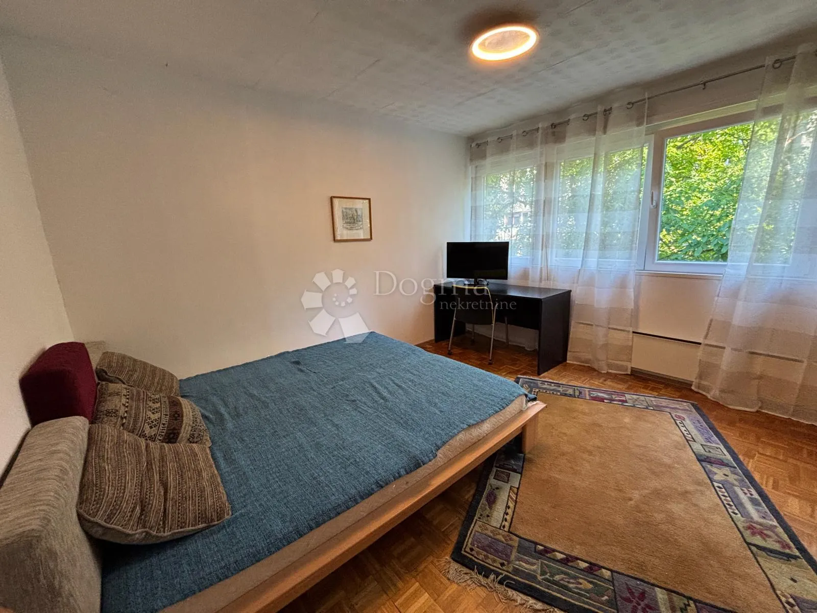 folnegovićevo naselje - kompletno renoviran i useljiv 2-sobni stan - slika 8