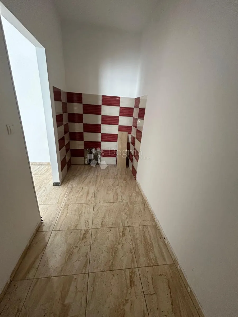 višenamjenski poslovni prostor - slika 5