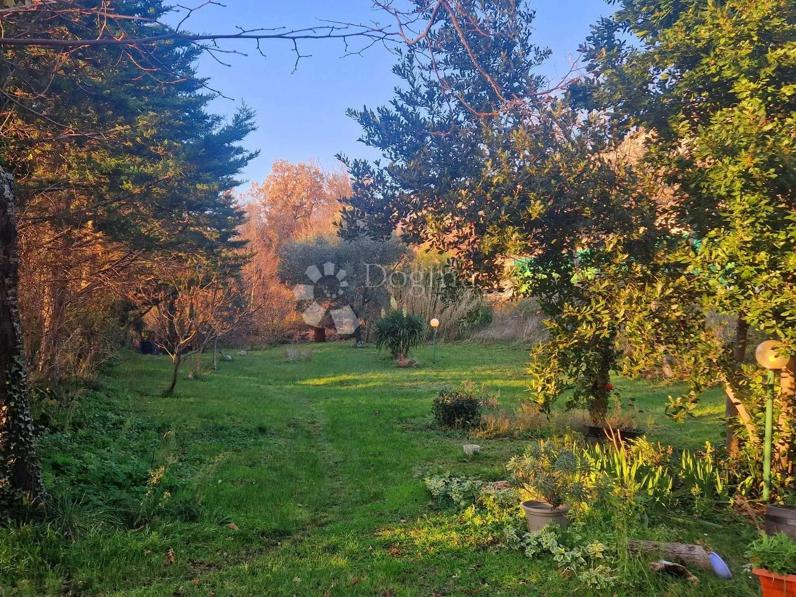 kuća sa dva stana u okolici lupoglava - slika 18