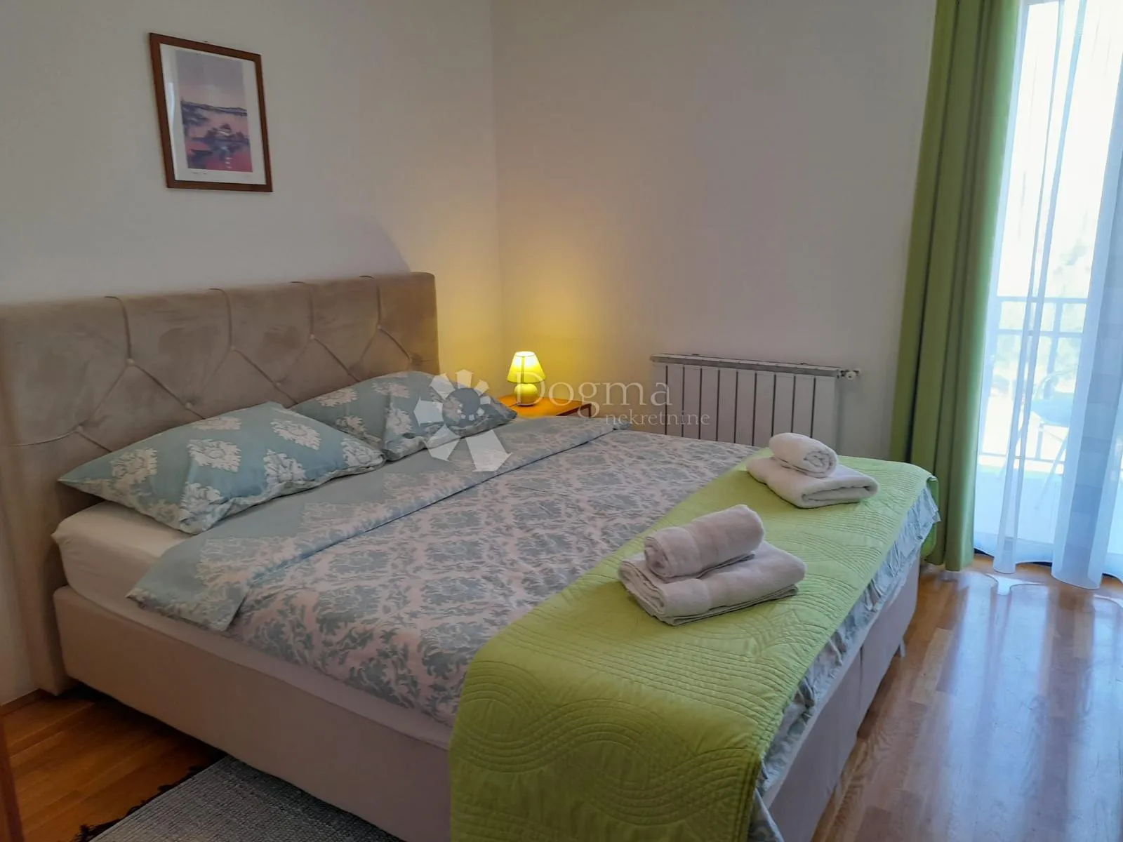 kuća sa apartmanima - slika 37