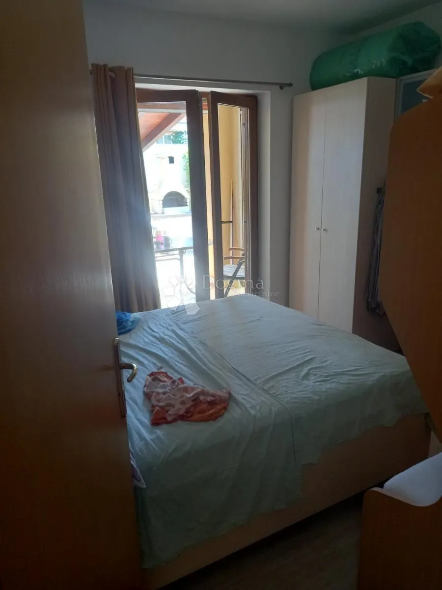 banjole apartman sa prostranom terasom - slika 12