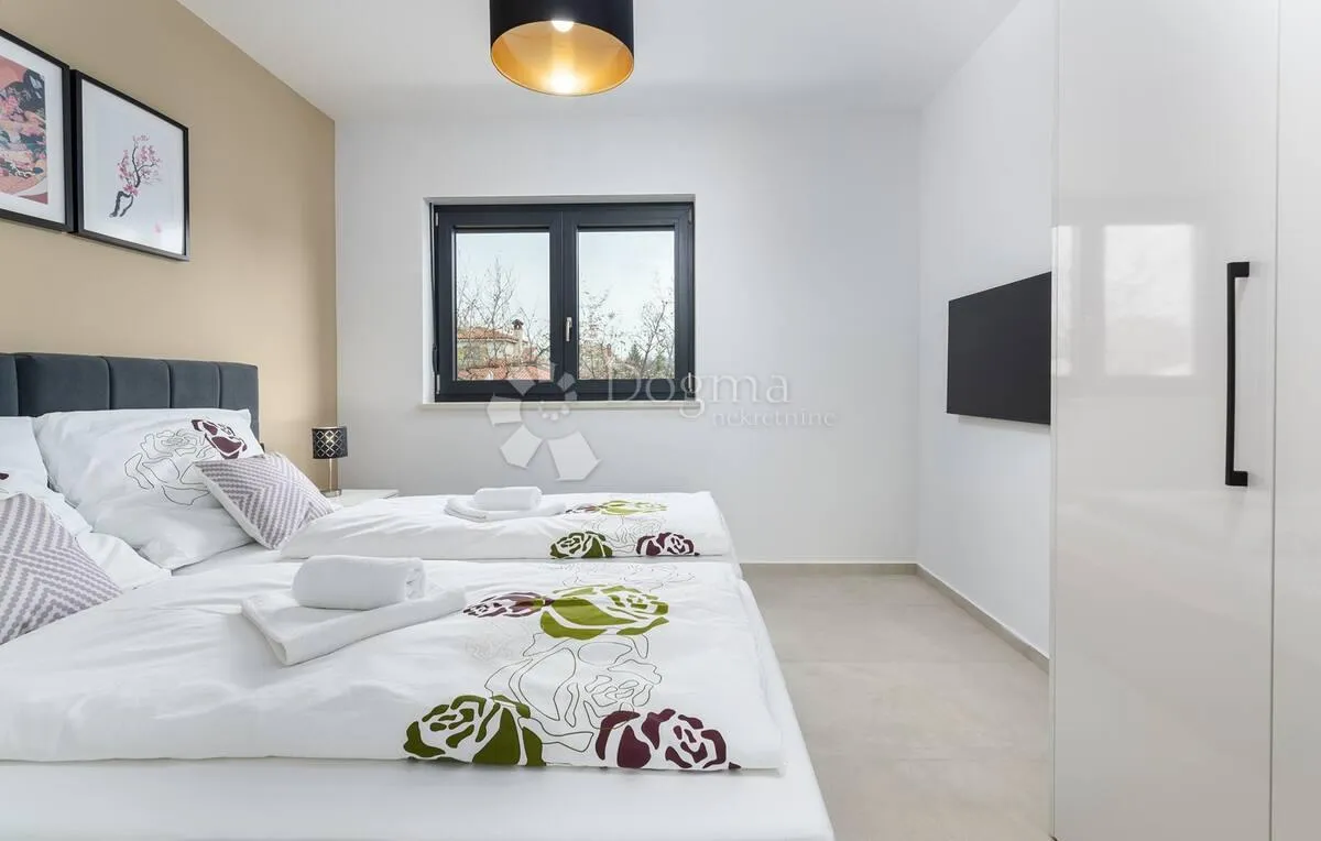 villa s bazenom i jacuzzijem - poreč - slika 13