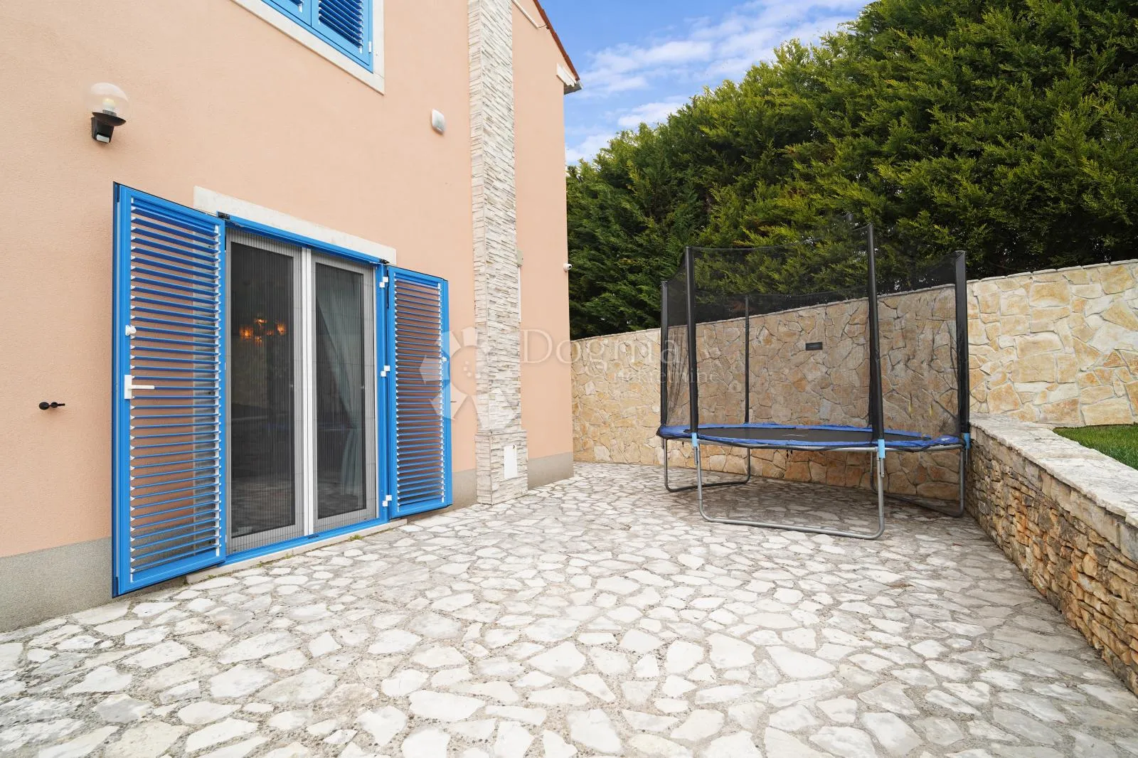 šarmantna moderna istarska villa - slika 5