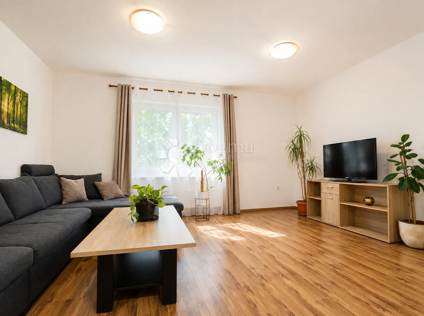 moderna kuća s vlastitom šumom! - slika 3