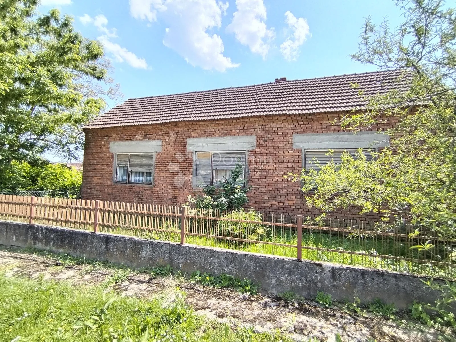 Prilika u Dubravi (Vrbovec) – kuća za adaptaciju ili novu gradnju! - Dubrava