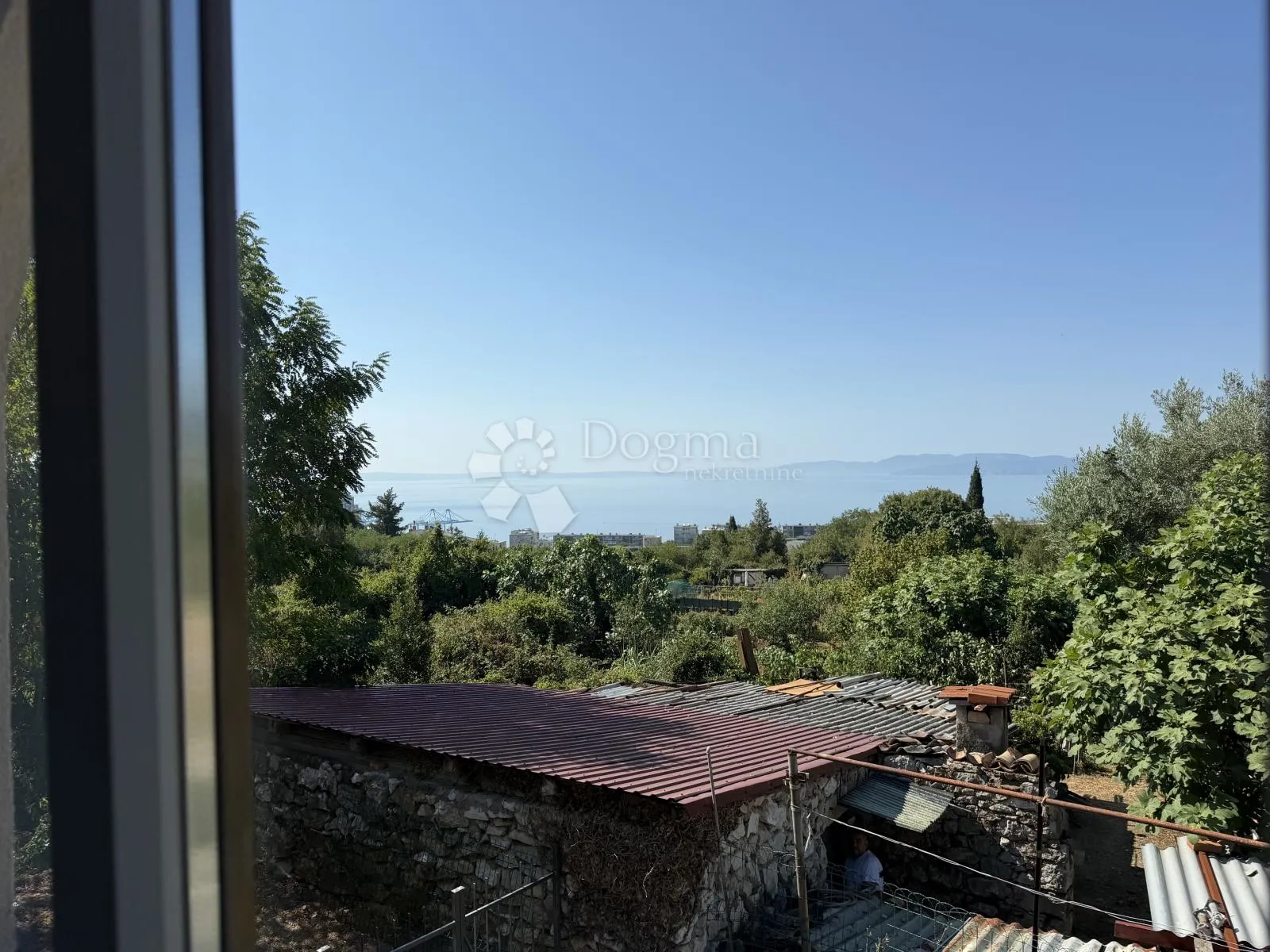 stan sa vrtom i pogledom na more - slika 5