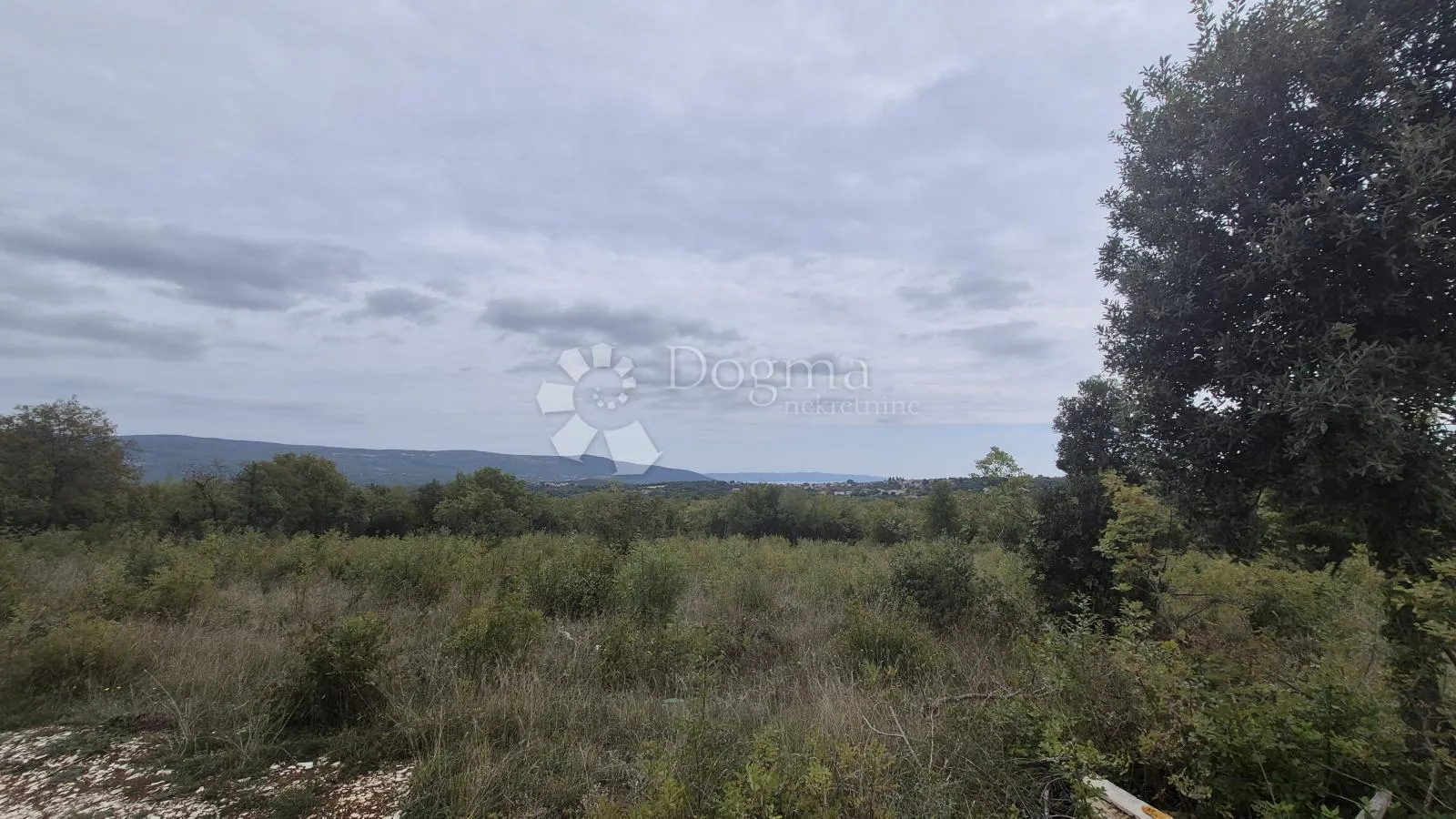 građevinsko zemljište površine2878 m2 u raklju - slika 9