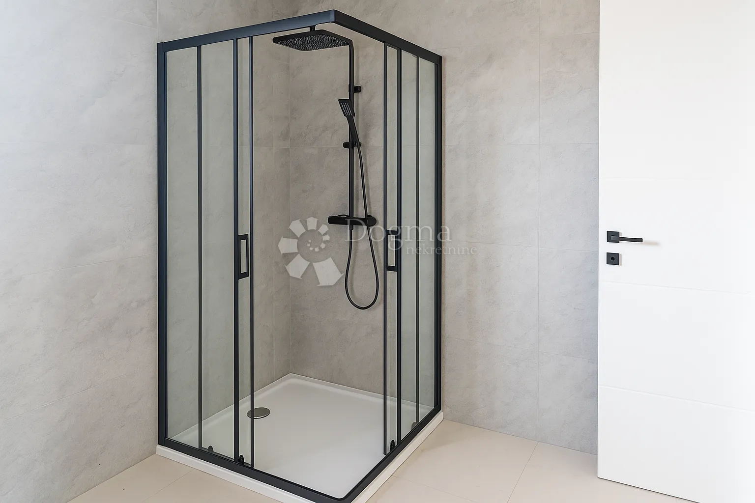 moderna novogradnja 200 m od mora - slika 5