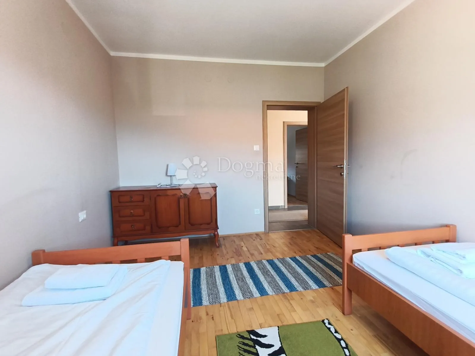 zamet, 2s+db, parking, najam - slika 17