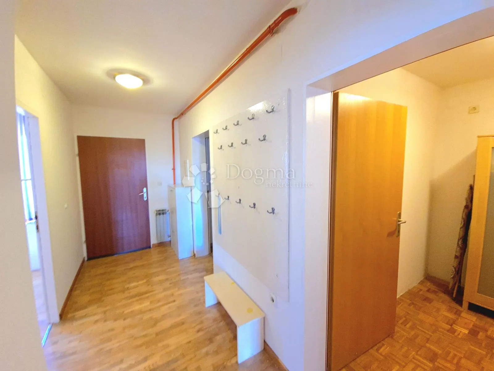 komforna kuća s 3 stana, 373m2 - kraljevečki novaki, sesvete - slika 19