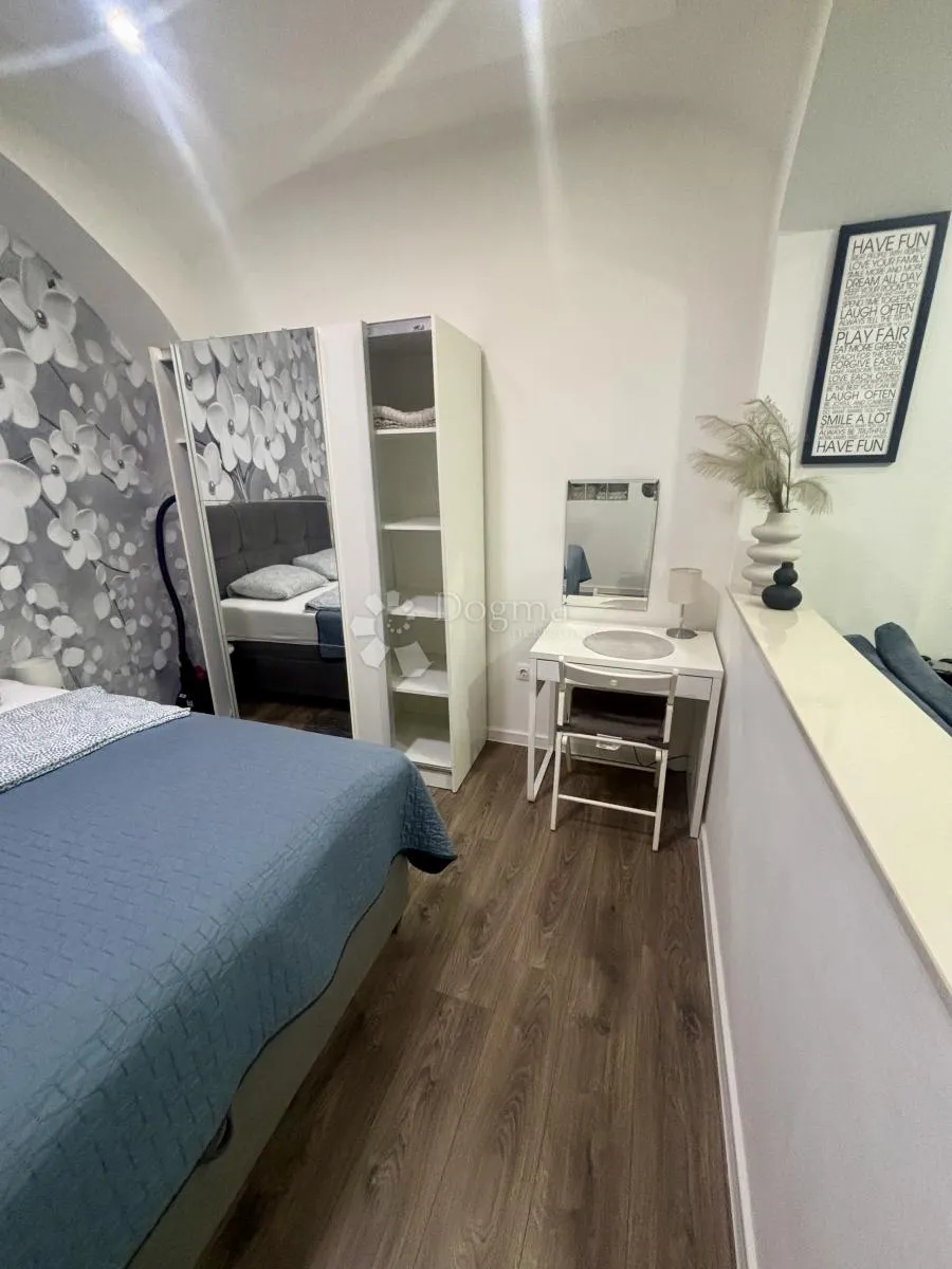 studio u strogom centru zagreba - slika 4