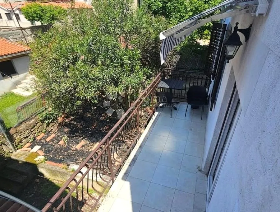 rovinj centar – dva uređena stana na vrhunskoj lokaciji - slika 10