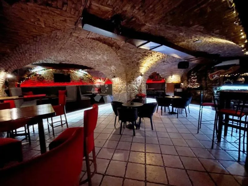 prodaje se hotel u senju 4* - slika 37
