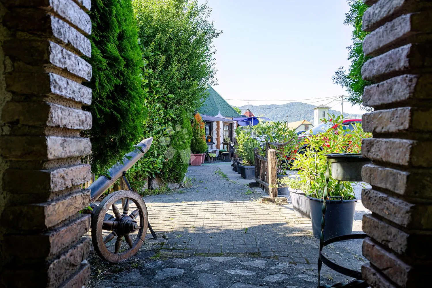 prilika za investiciju: uhodani obiteljski hotel s mini zoo vrtom u srcu zagorja - slika 34