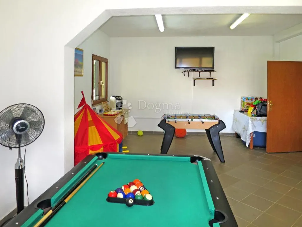 stan za najam, 164 m², labin - slika 8