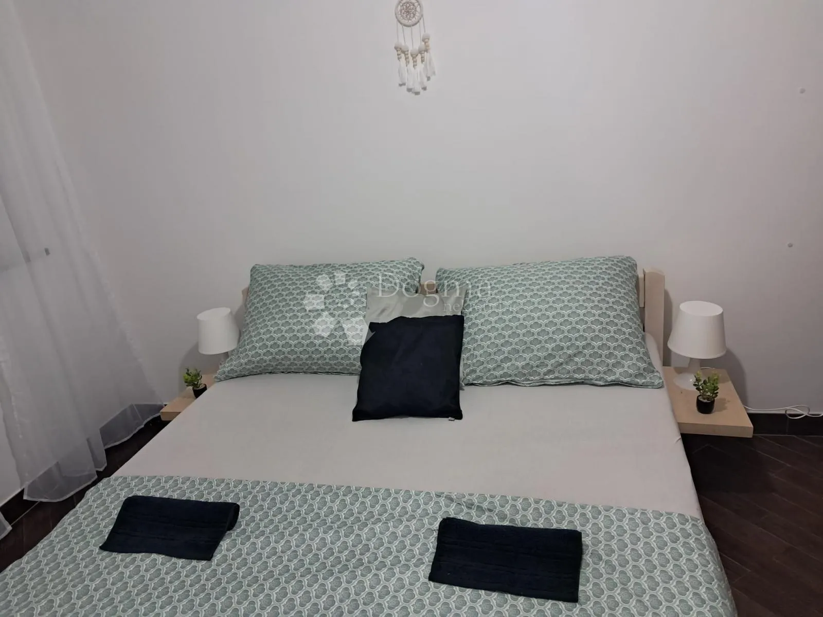 novi nekorišten apartman 200m od mora - slika 4