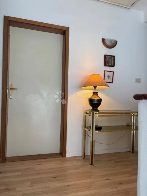 lijepa obiteljska kuća - slika 10
