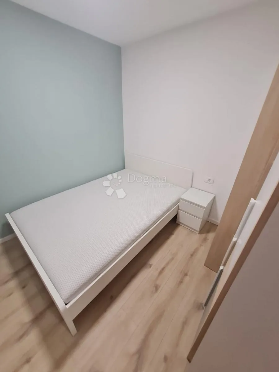 stan u strogom centru splita – idealna prilika za turizam! - slika 9