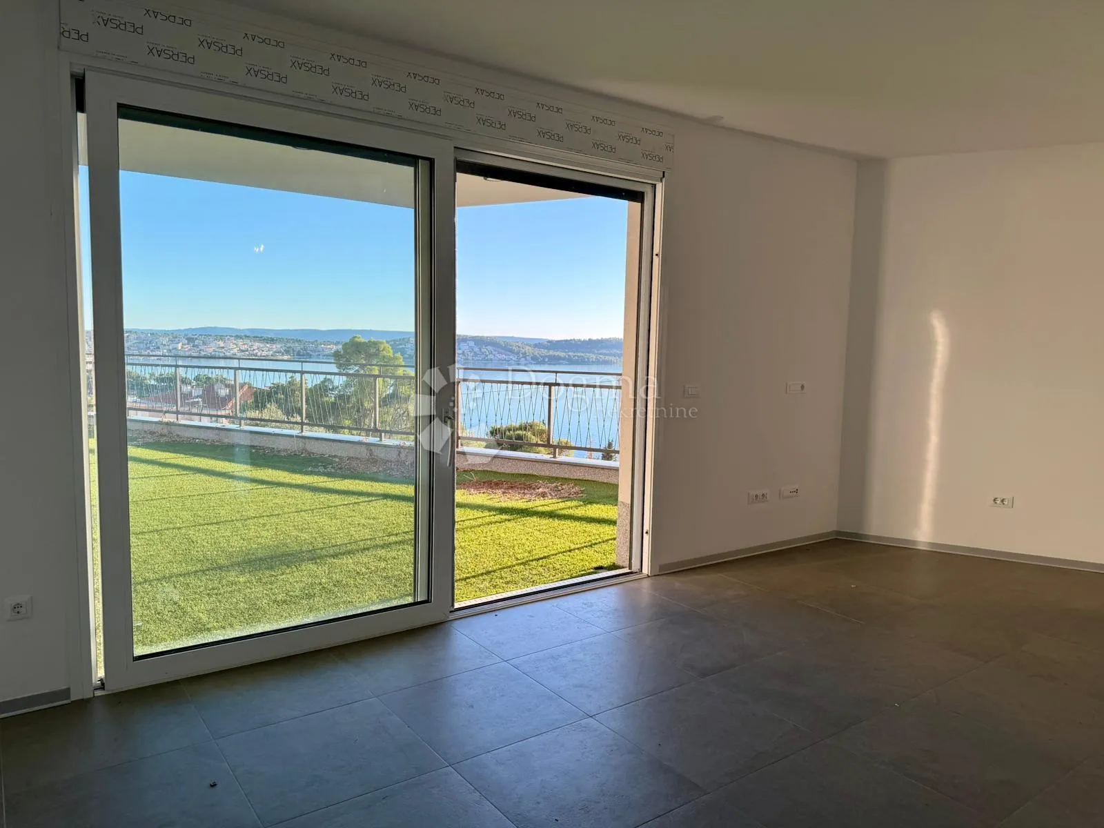 idealan stan u novogradnji, balan trogir - slika 4