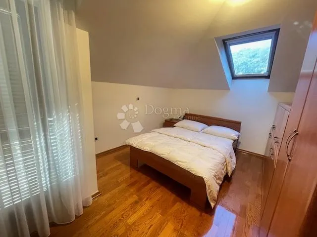 stan u neposrednoj blizini novog hotela s garažom - slika 10