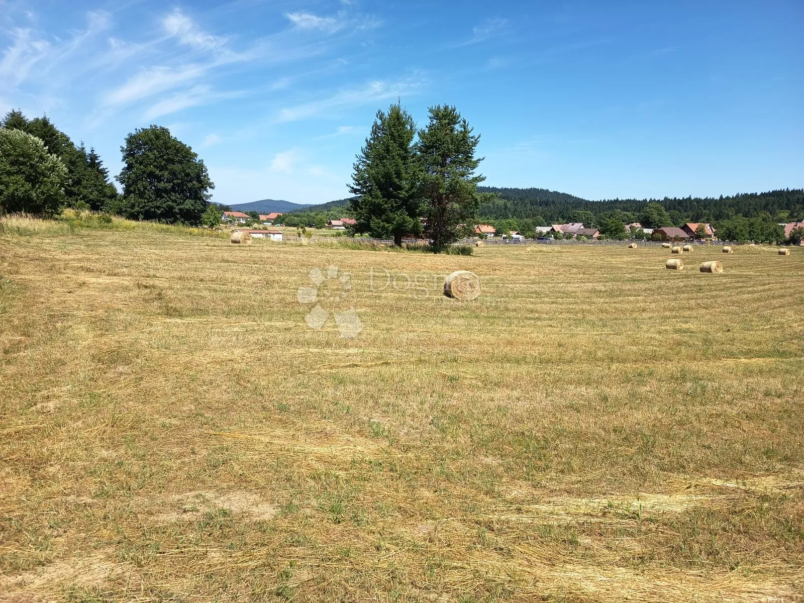 građevinsko zemljište pokraj kampa primavera saborsko - slika 7