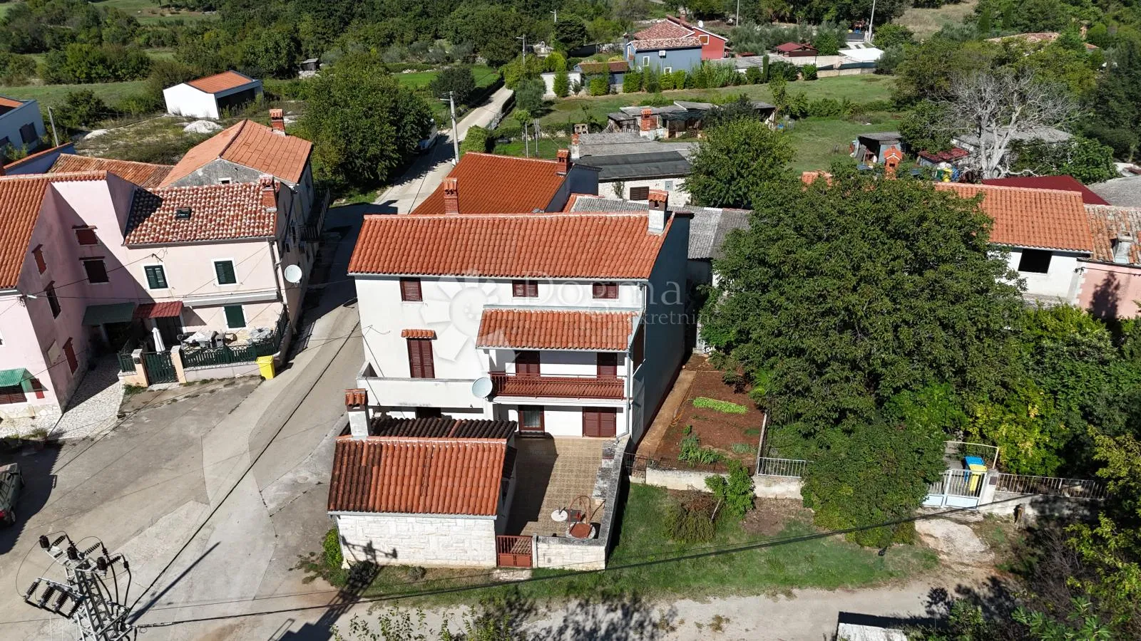 prilika - kuća u okolici marčane - slika 13