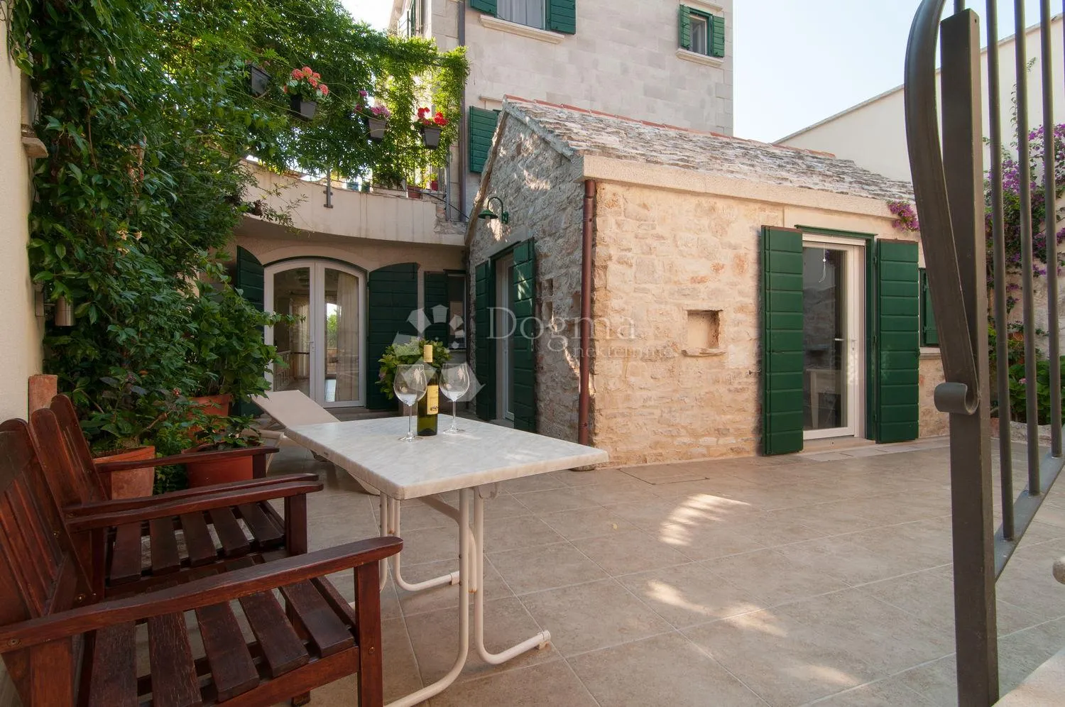 otok brač – mediteranska vila s bazenom i saunom u malom mjestu 900 m do mora - slika 6