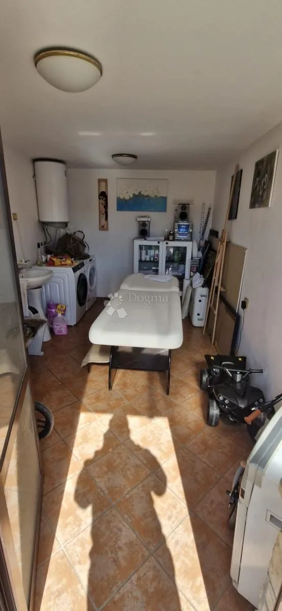 poreč (okolica) - kuća sa dva stana prilika - slika 10