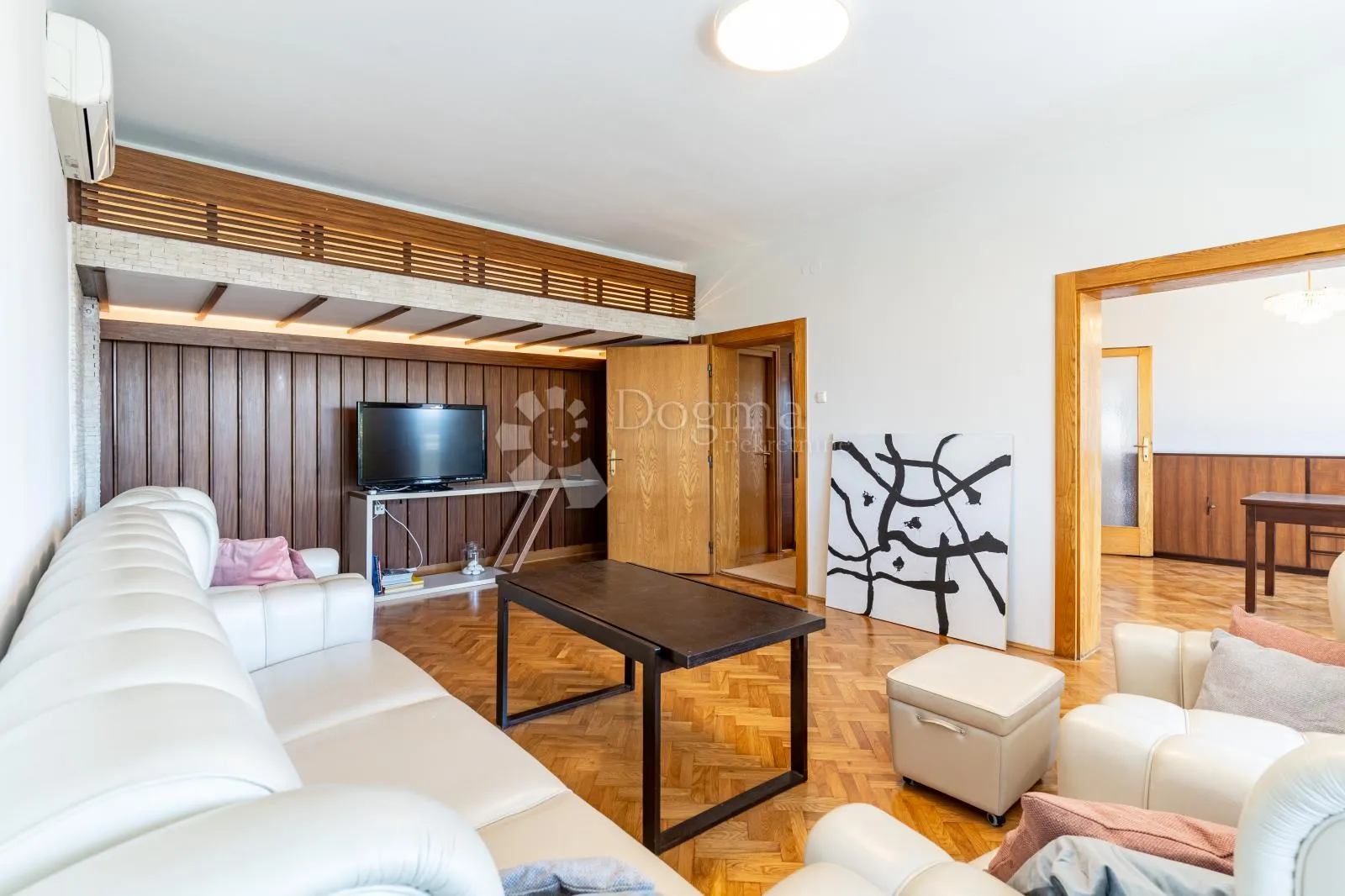prostran dvoetažni stan s dvije panoramske terase – pantovčak / britanski trg, 200 m² - slika 5