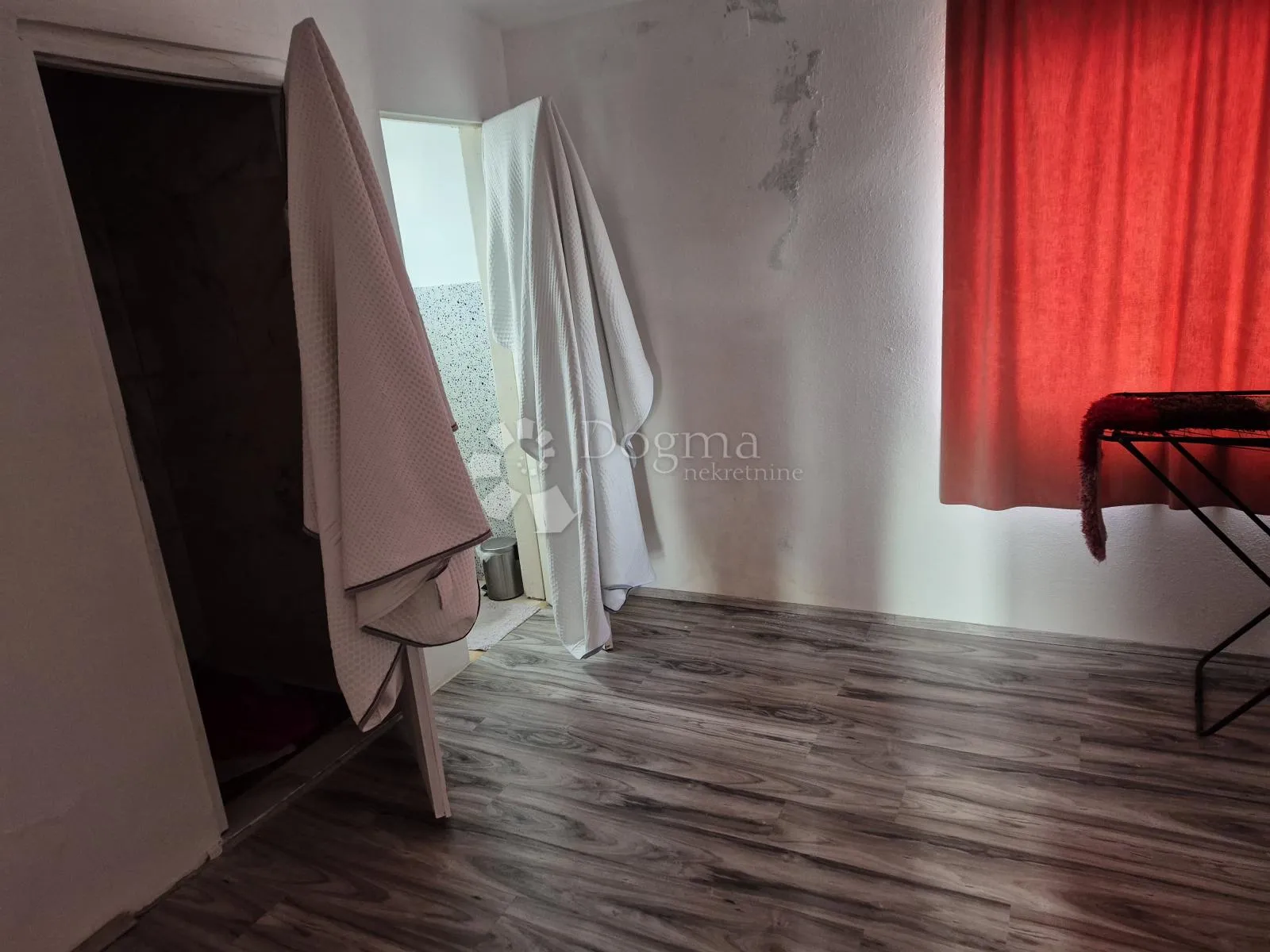 najam kuće – otok vir | idealno za radnike ili veće grupe (20+ osoba) - slika 24