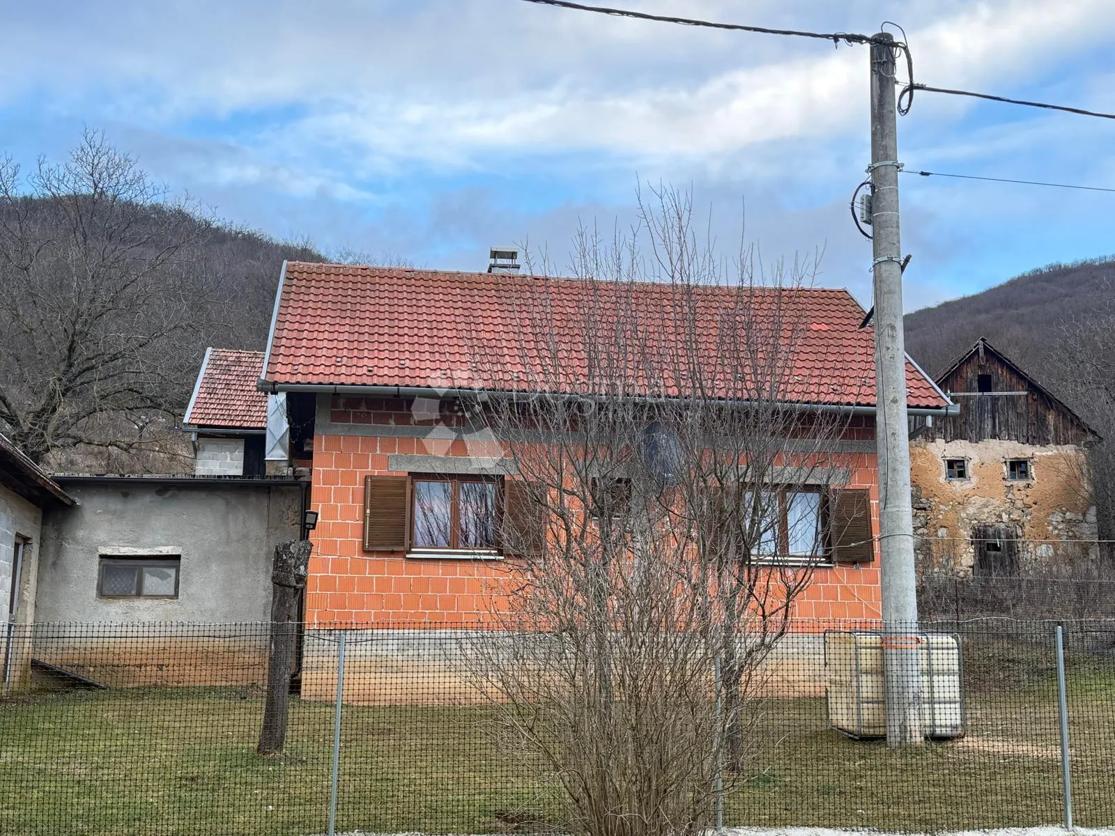 seosko imanje na osami s predivnim pogledom - slika 5