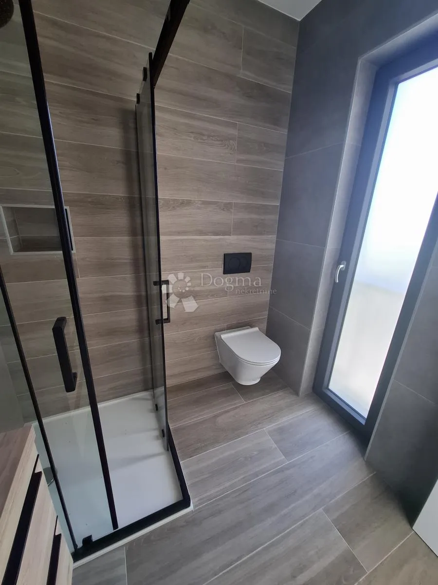 penthaus uz more-privlaka - slika 24
